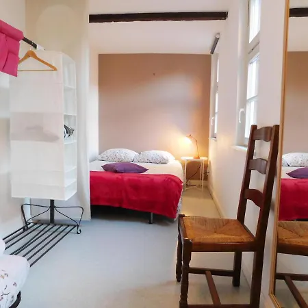 De Charme Au Coeur De La Ville Apartment
